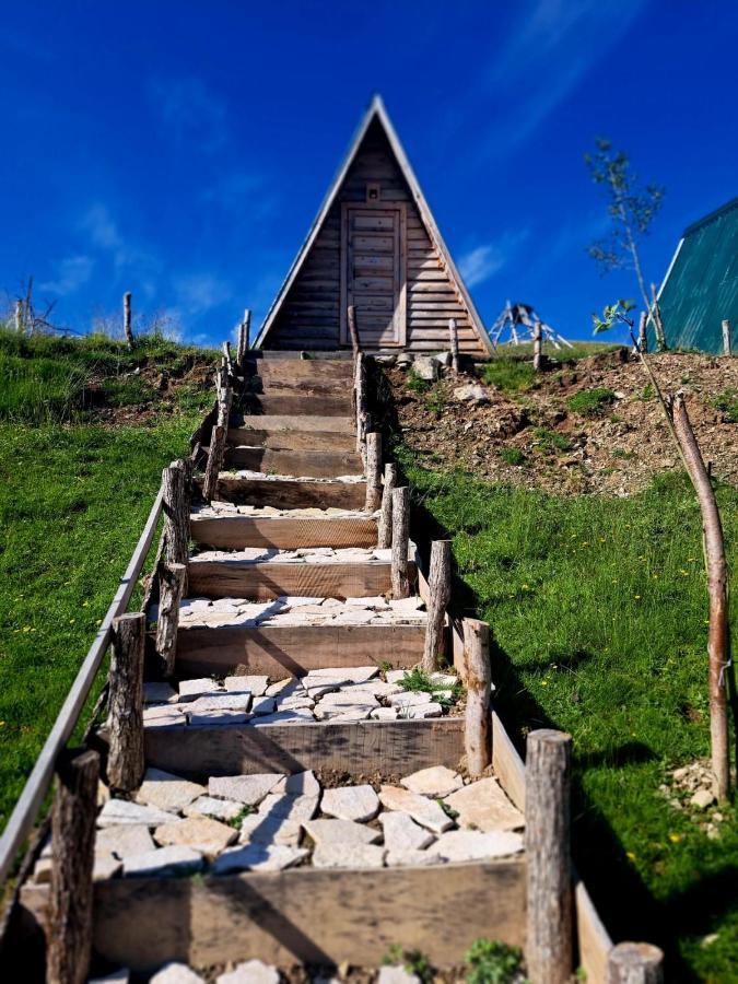 Kapetanovo Jezero, Mountain Cottage Captain'S Lake コラシン エクステリア 写真