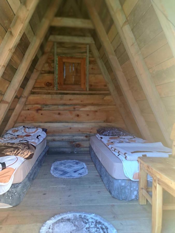 Kapetanovo Jezero, Mountain Cottage Captain'S Lake コラシン エクステリア 写真